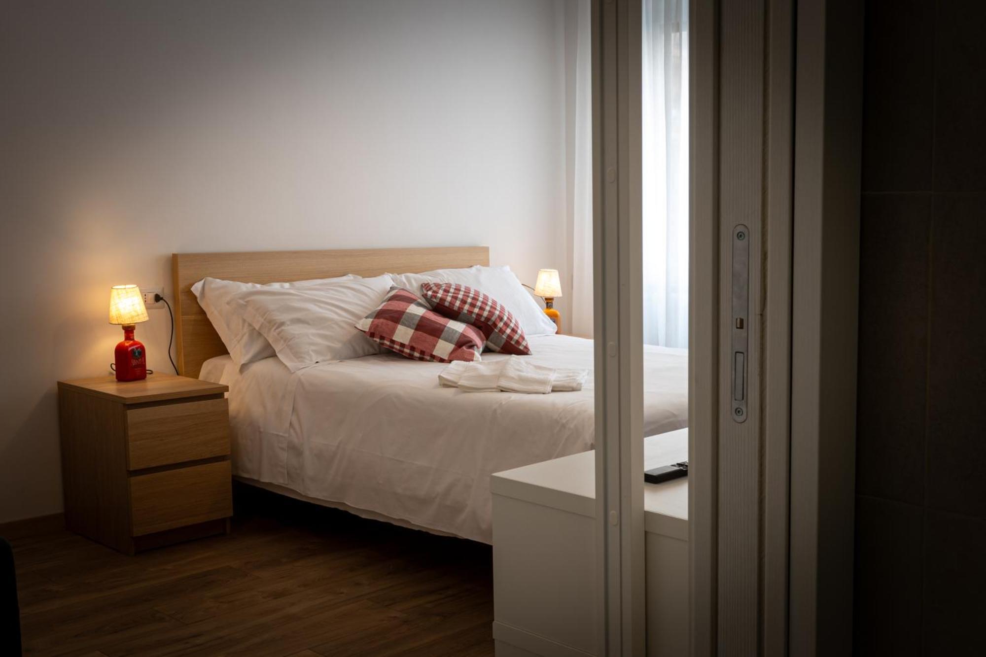 433 Rooms Roma Экстерьер фото